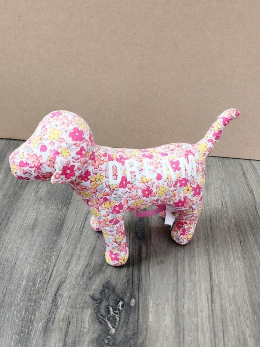 Vs Pink Dream Floral Dog